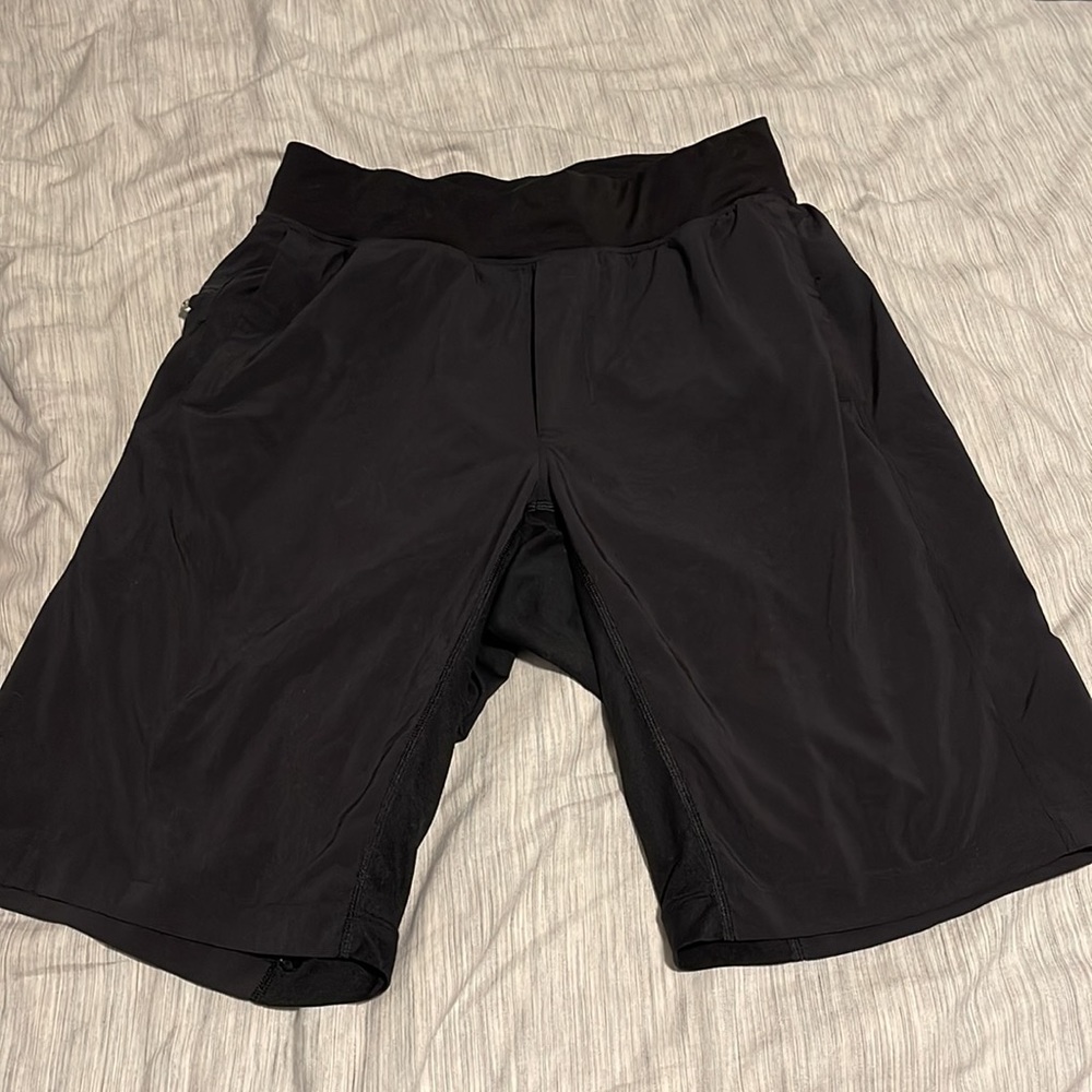 T.H.E. SHORT LINERLESS 11” INSEAM